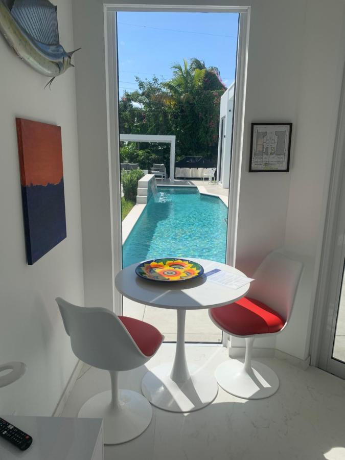 Men Only Clothing Option Guesthouse Near Wilton Manors Fort Lauderdale Exterior photo